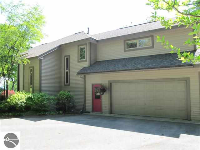 7753 East Shore Road Traverse City, MI 49686 - Photo 60 of 82 1844922-59.JPG
