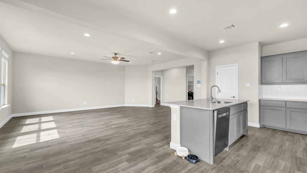 2328 Briscoe Rnch Drive Weatherford, TX 76087 - Photo 12 of 36