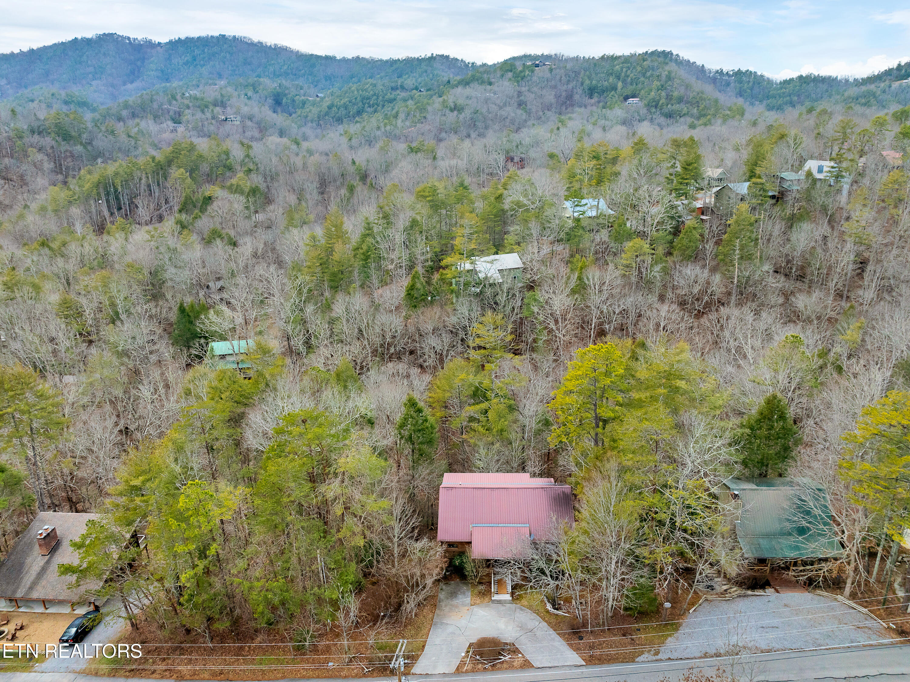 129 Cutter Gap Road Townsend, TN 37882 - Photo 30 of 33 DJI_0852