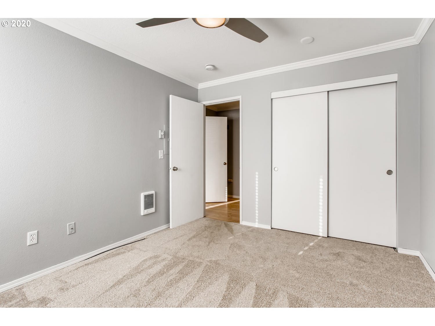 10660 Southwest Davies Road, Unit 31 Beaverton, OR 97008 - Photo 23 of 30
