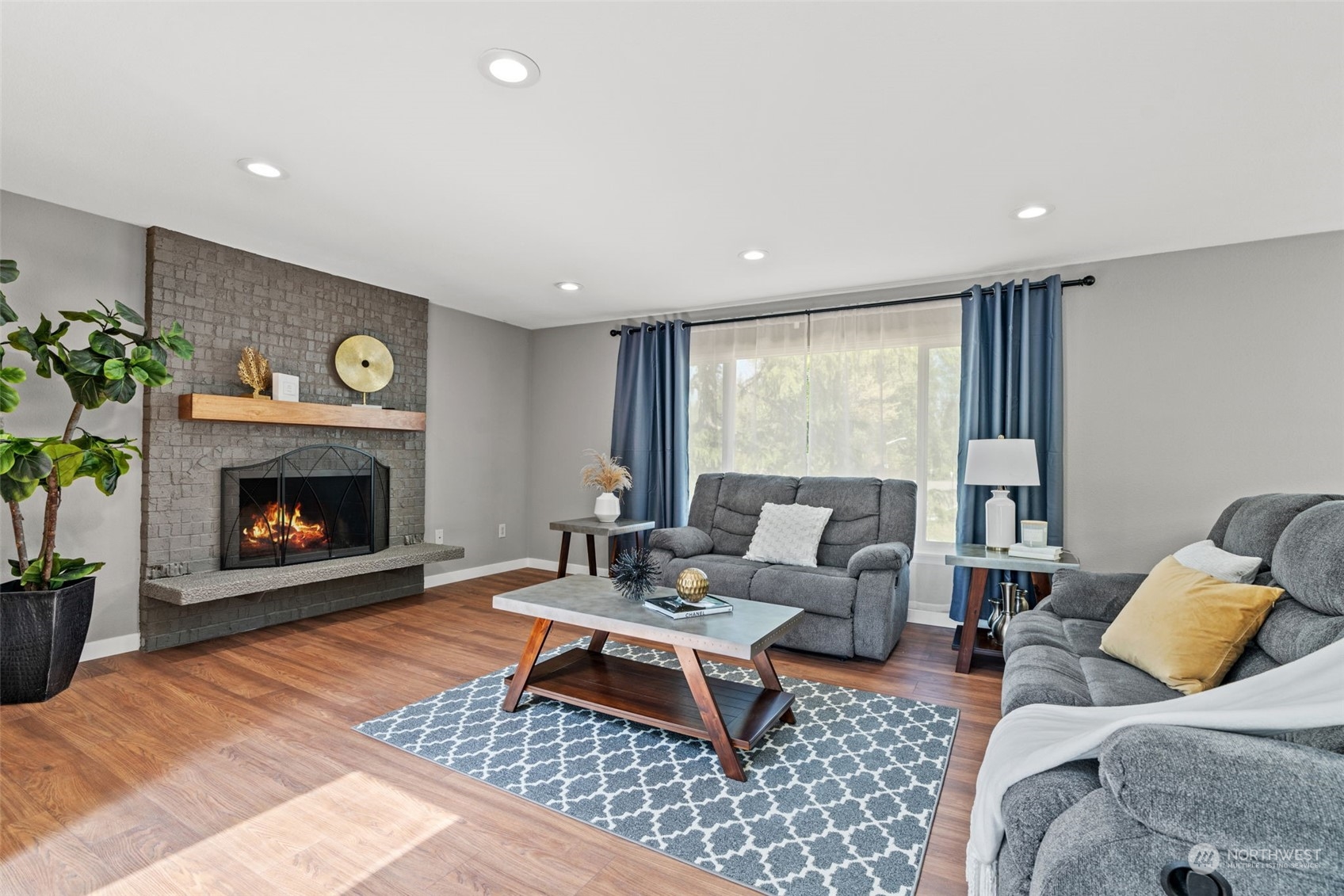 15905 Southeast 177th Street Renton, WA 98058 - Photo 3 of 31 Gallery Image 3