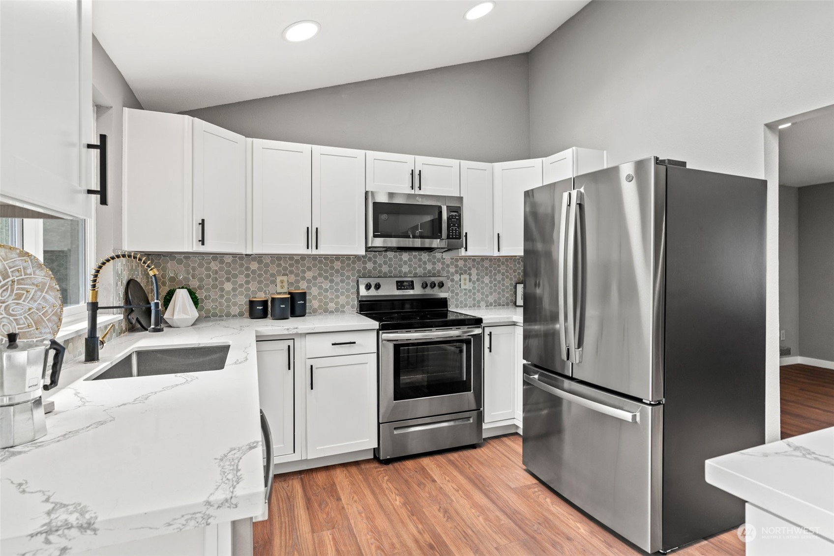 15905 Southeast 177th Street Renton, WA 98058 - Photo 9 of 31 Gallery Image 9