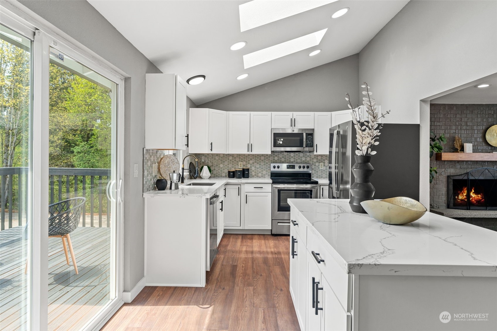 15905 Southeast 177th Street Renton, WA 98058 - Photo 10 of 31 Gallery Image 10