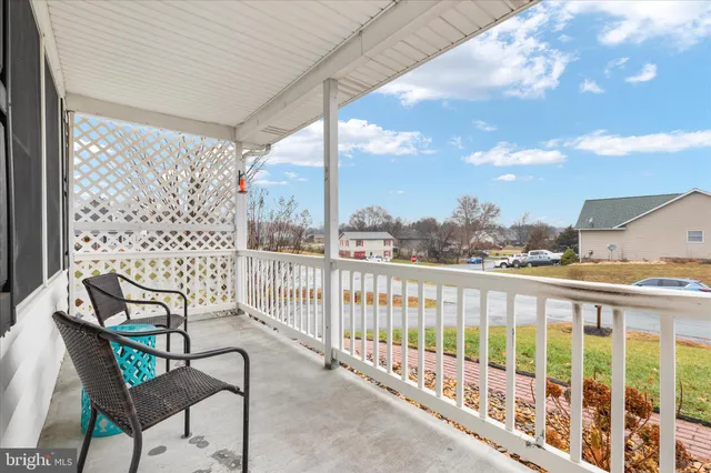 $349,900 | 213 Tanager Drive, Stephens City, VA 22655