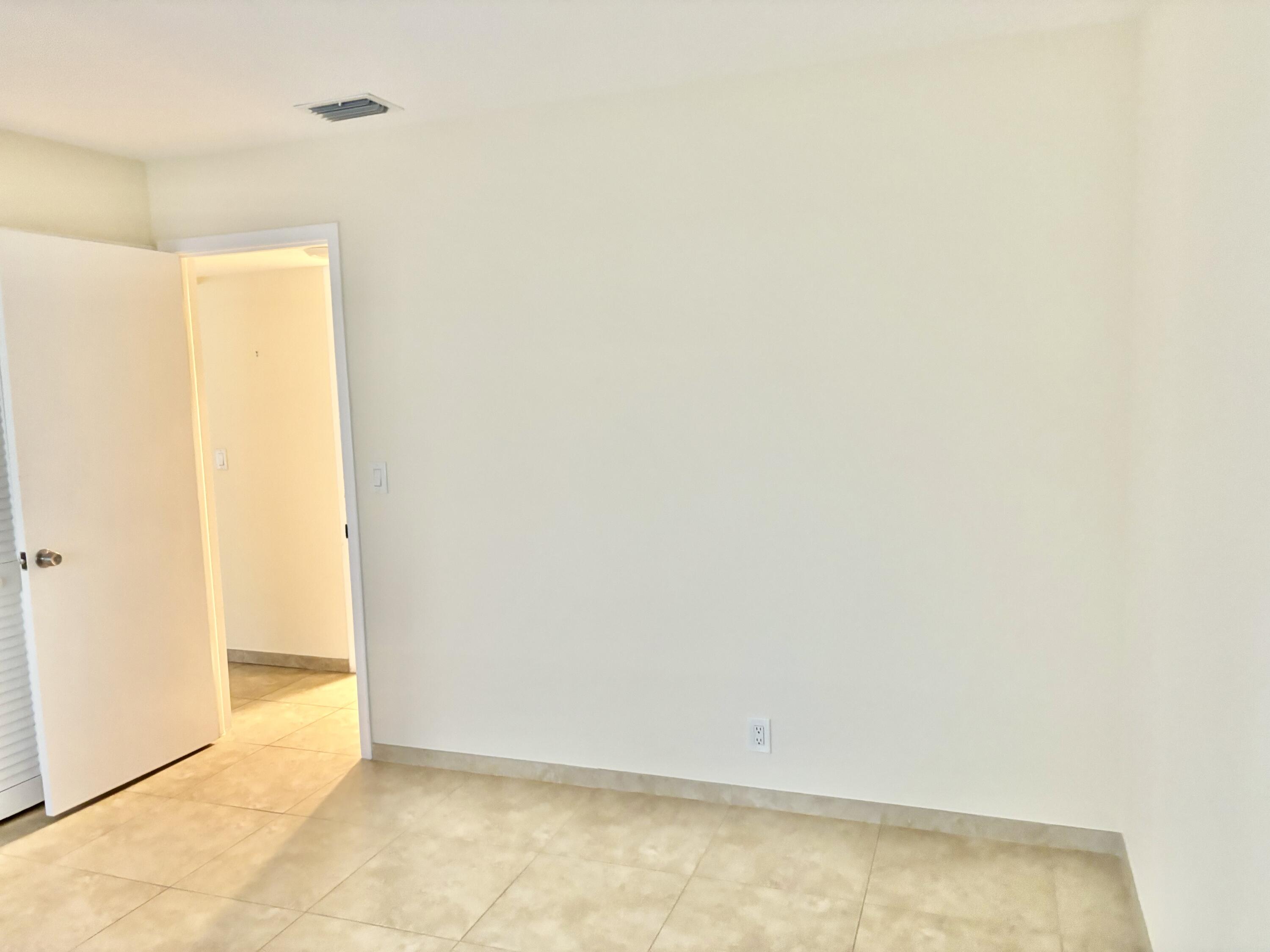 200 Main Boulevard, Unit 2D Boynton Beach, FL 33435 - Photo 13 of 26 a view of an empty room