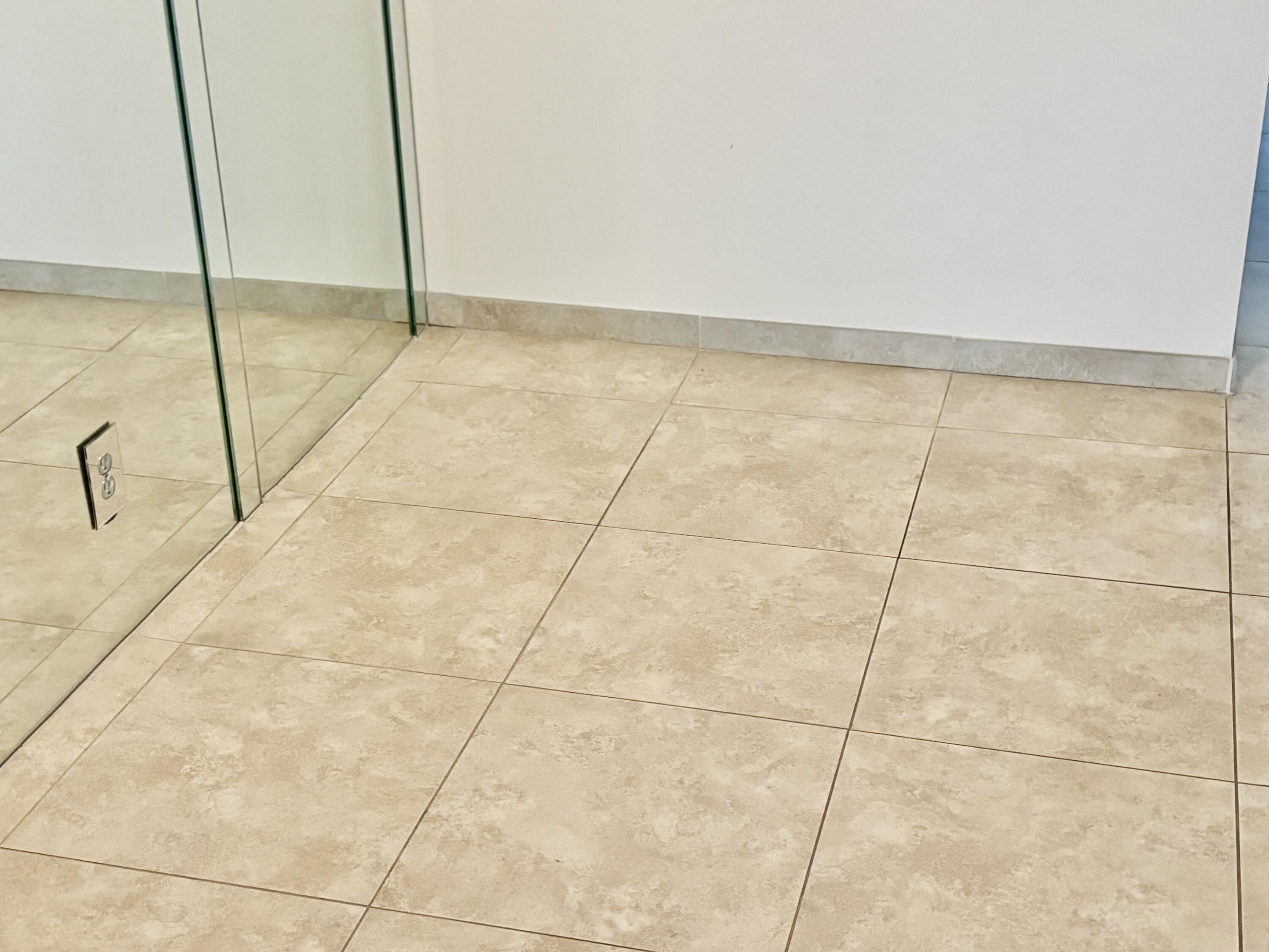 200 Main Boulevard, Unit 2D Boynton Beach, FL 33435 - Photo 22 of 26 a view of an empty room