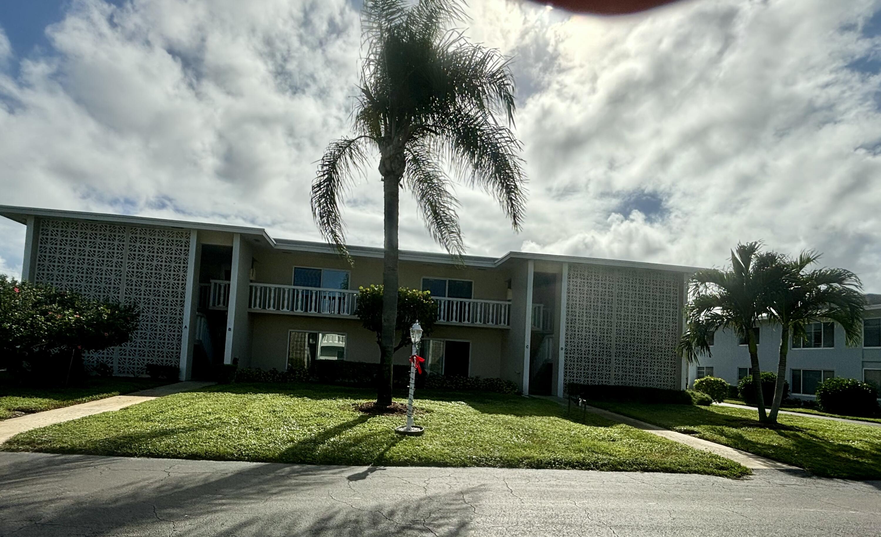 200 Main Boulevard, Unit 2D Boynton Beach, FL 33435 - Photo 3 of 26 a view of a house