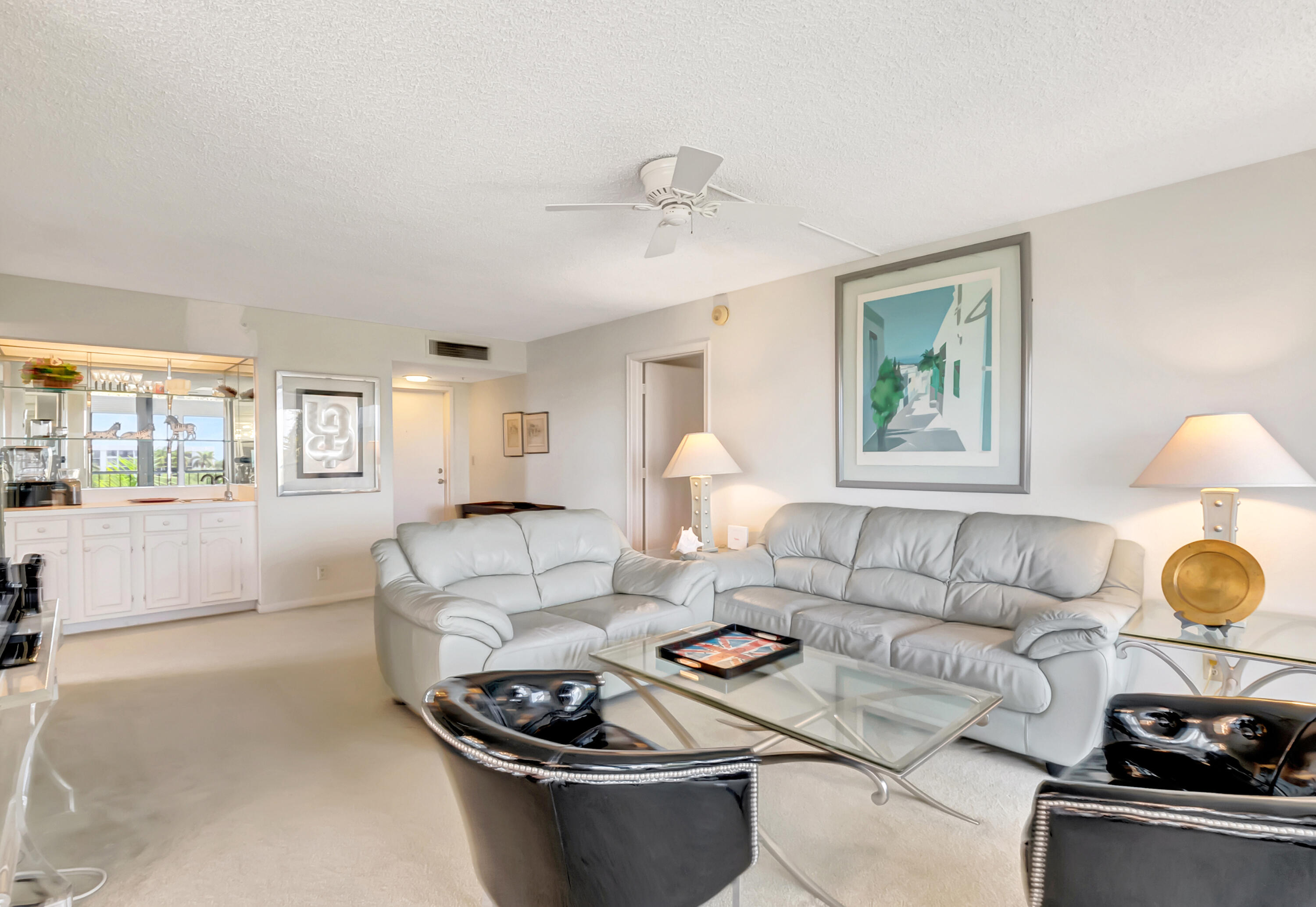 7738 Lakeside Boulevard, Unit 372 Boca Raton, FL 33434 - Photo 9 of 65 LIVING ROOM