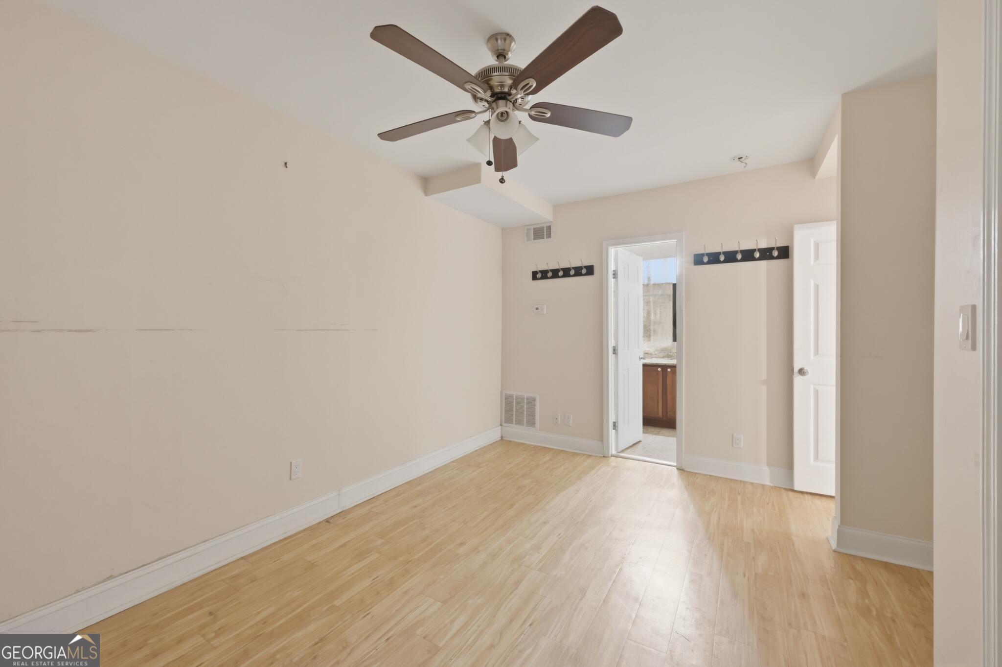 6980 Roswell Road, Unit B11 Sandy Springs, GA 30328 - Photo 21 of 28