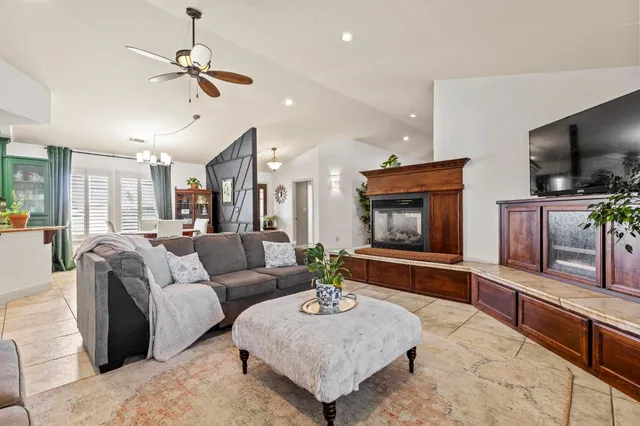 $534,900 | 942 12th Street, Williams, CA 95987