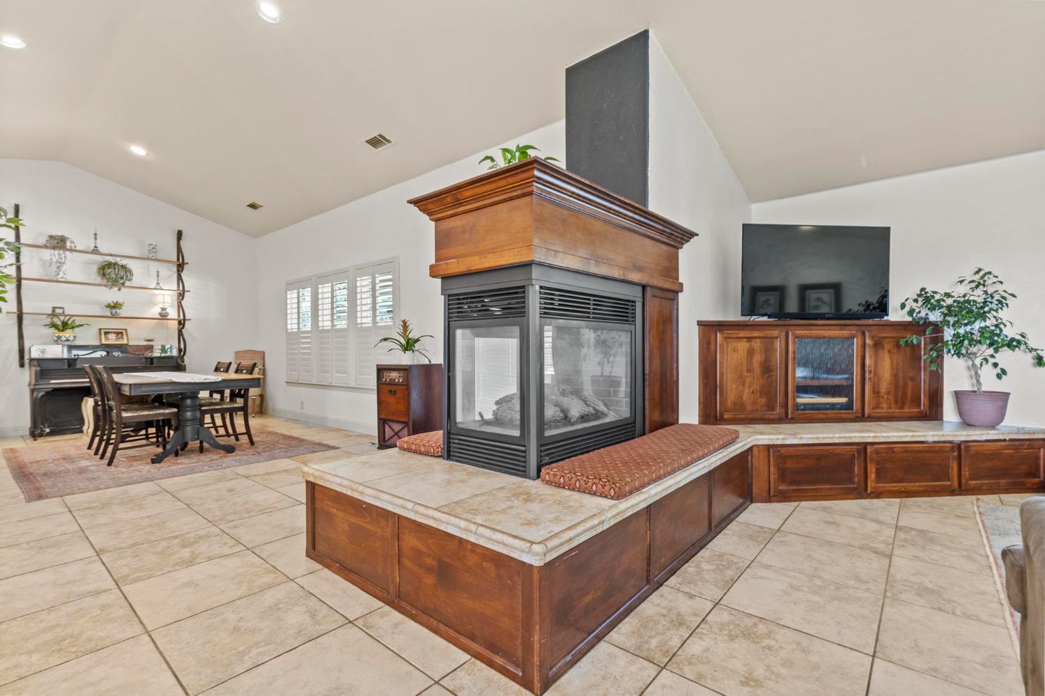 942 12th Street Williams, CA 95987 - Photo 13 of 42