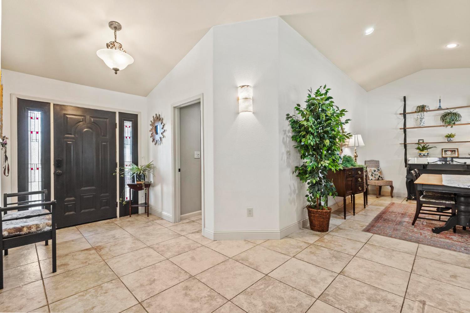 942 12th Street Williams, CA 95987 - Photo 5 of 42