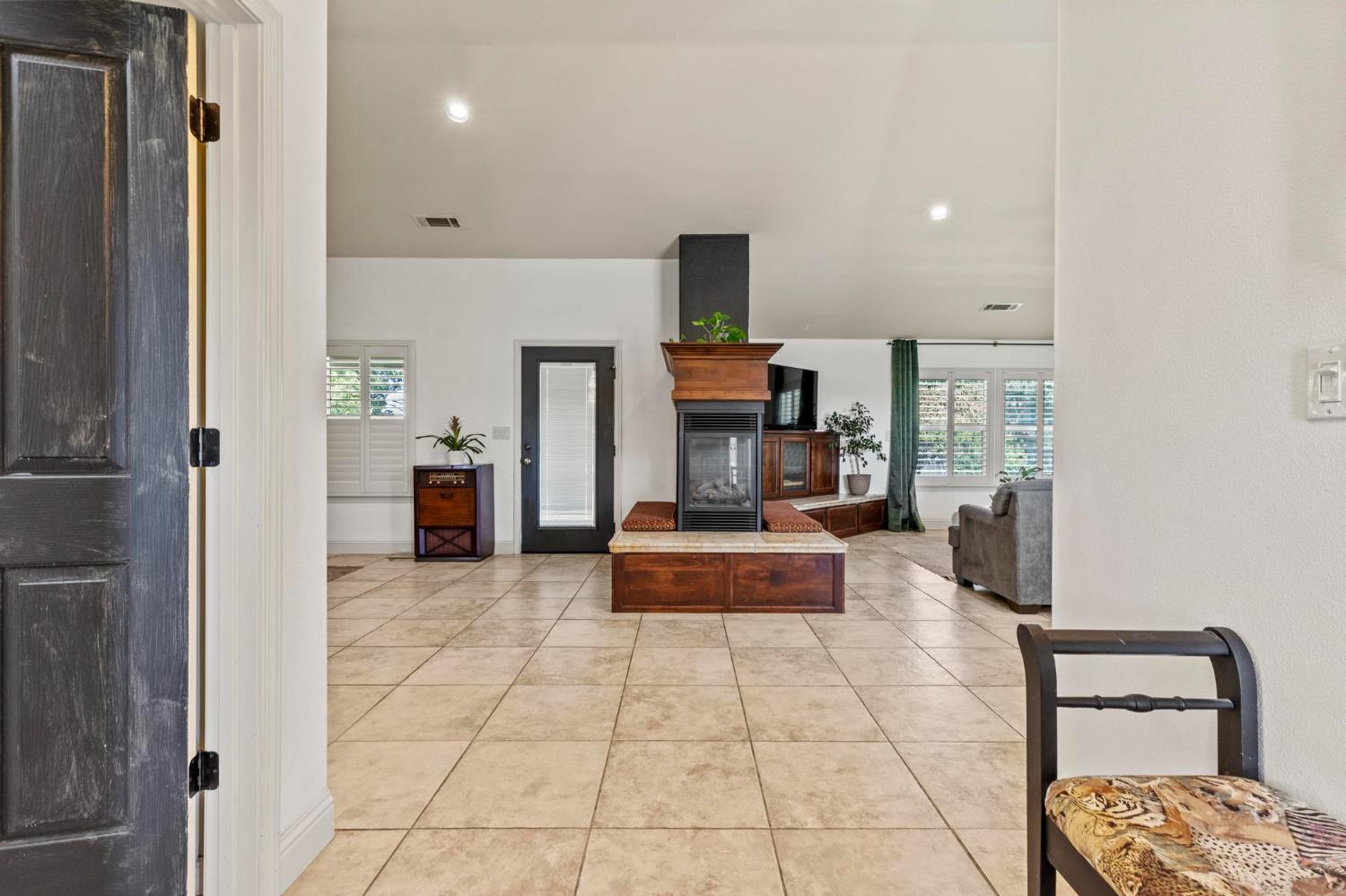 942 12th Street Williams, CA 95987 - Photo 9 of 42