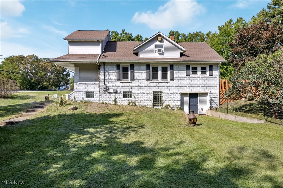 2023 Massillon Road Akron, OH 44312 - Photo 3 of 32