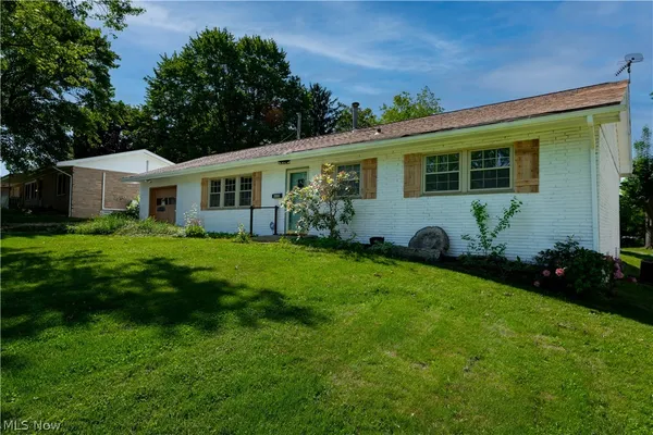 $225,000 | 4660 4th Street Northwest, Canton, OH 44708