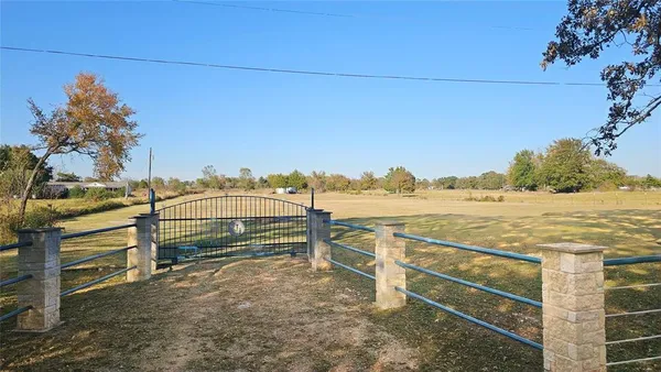 a view of outdoor space with city view