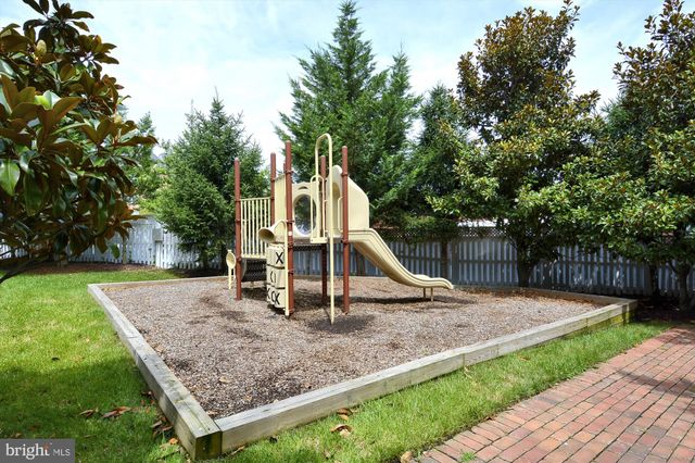 $1,425,000 | 321 South Fayette Street, Alexandria, VA 22314