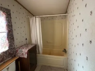 $75,000 | 44 Norwich Avenue, Norwich, CT 06360