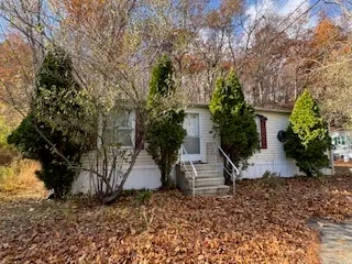$75,000 | 44 Norwich Avenue, Norwich, CT 06360