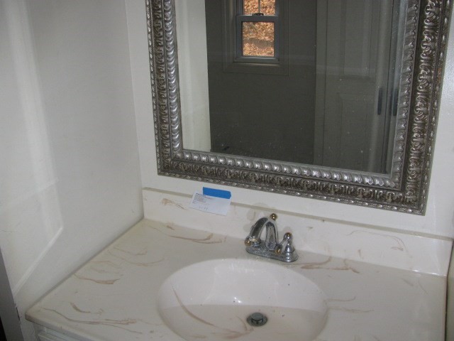 200 Hillside Road Westfield, MA 01085 - Photo 18 of 20 Gallery Image 18
