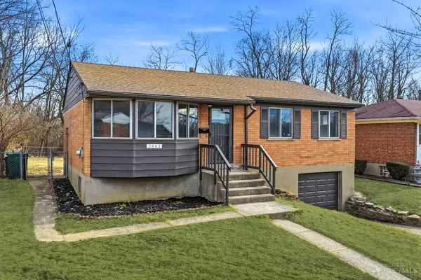 $199,900 | 2043 East Teralta Circle, Cincinnati, OH 45211