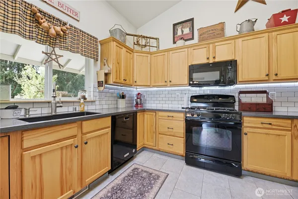 $515,000 | 9227 176th Avenue Southwest, Rochester, WA 98579