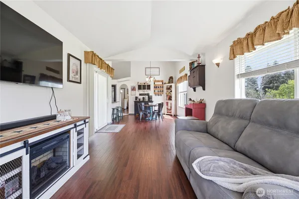 $515,000 | 9227 176th Avenue Southwest, Rochester, WA 98579