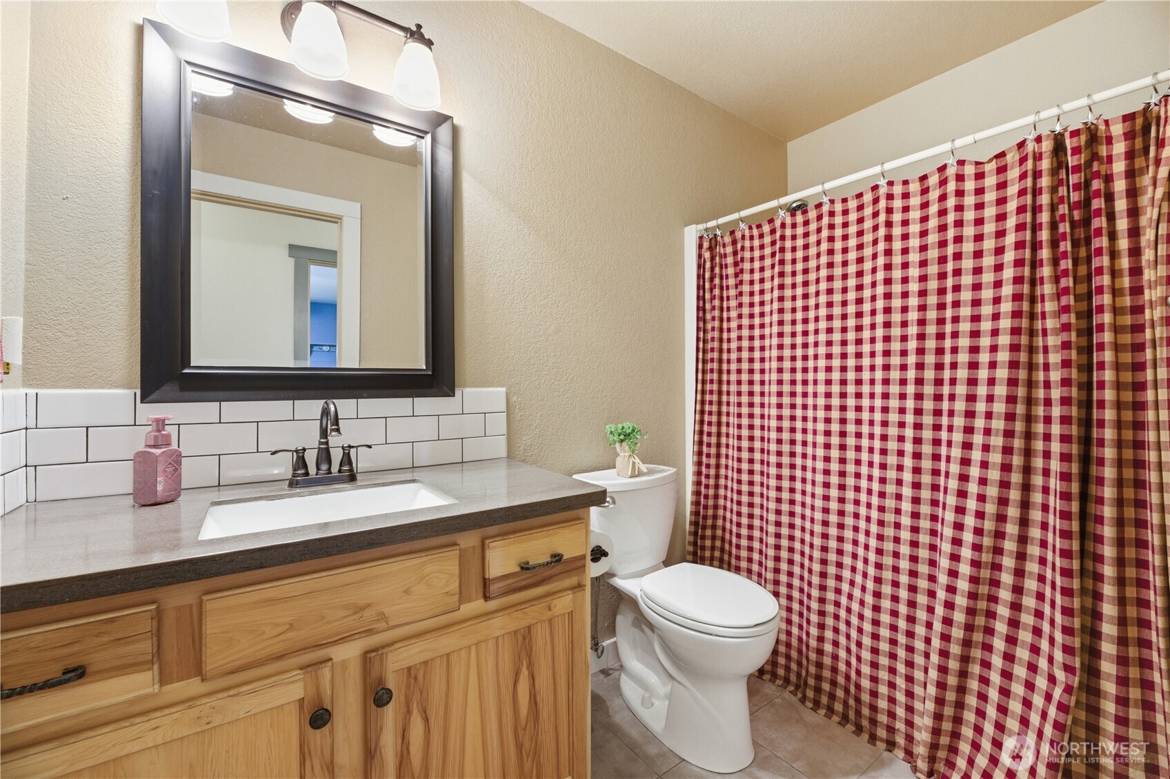 9227 176th Avenue Southwest Rochester, WA 98579 - Photo 24 of 40