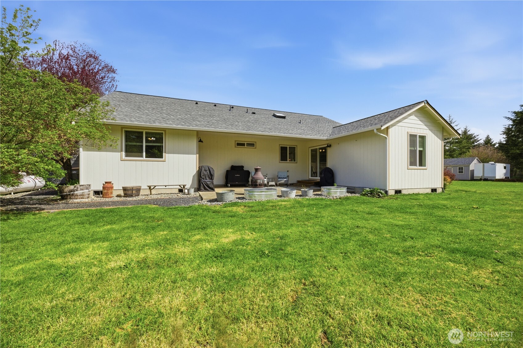 9227 176th Avenue Southwest Rochester, WA 98579 - Photo 27 of 40