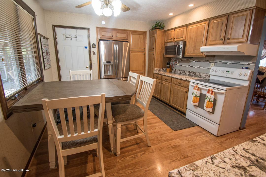 6316 Park Road Crestwood, KY 40014 - Photo 34 of 50 DSC_0512