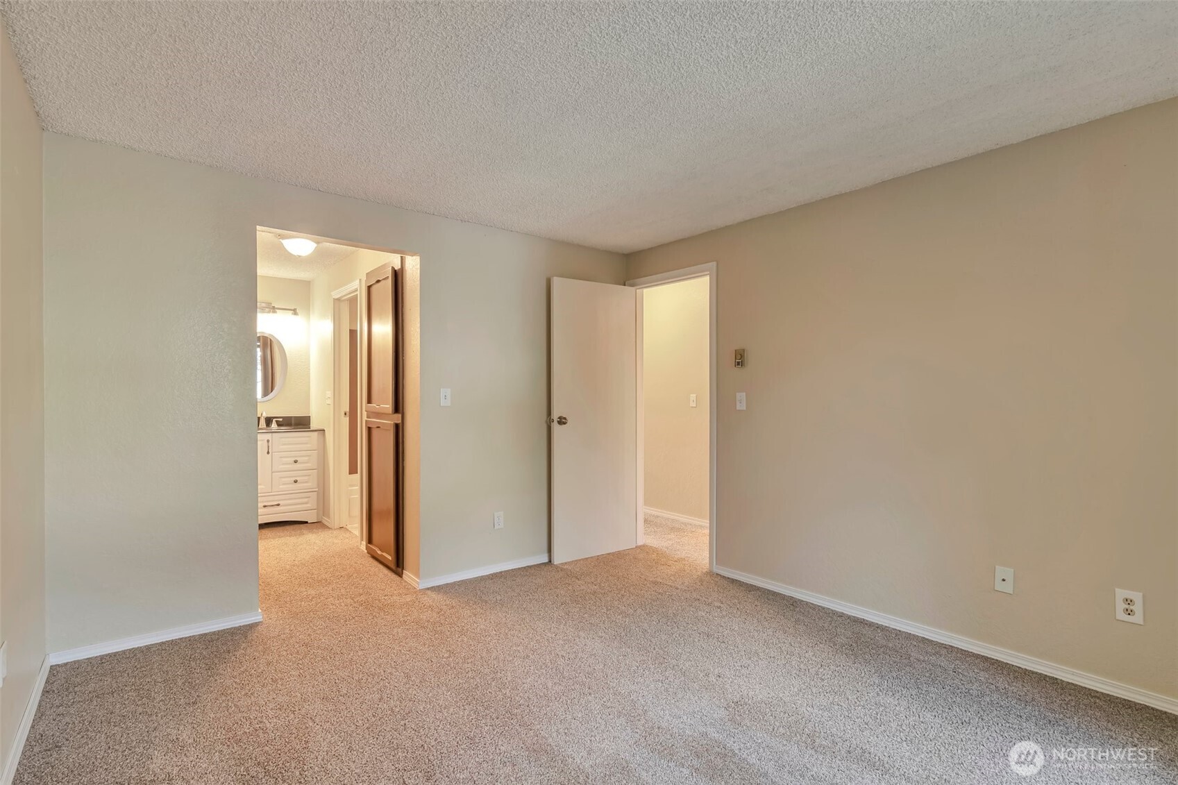 820 Cady Road, Unit B203 Everett, WA 98203 - Photo 13 of 25