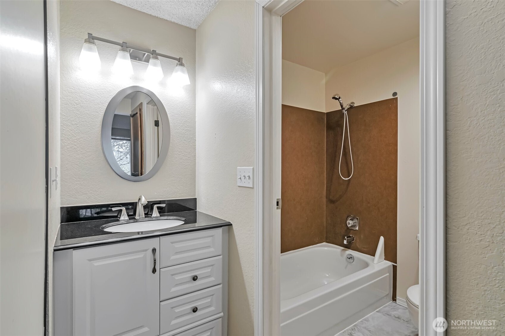 820 Cady Road, Unit B203 Everett, WA 98203 - Photo 15 of 25