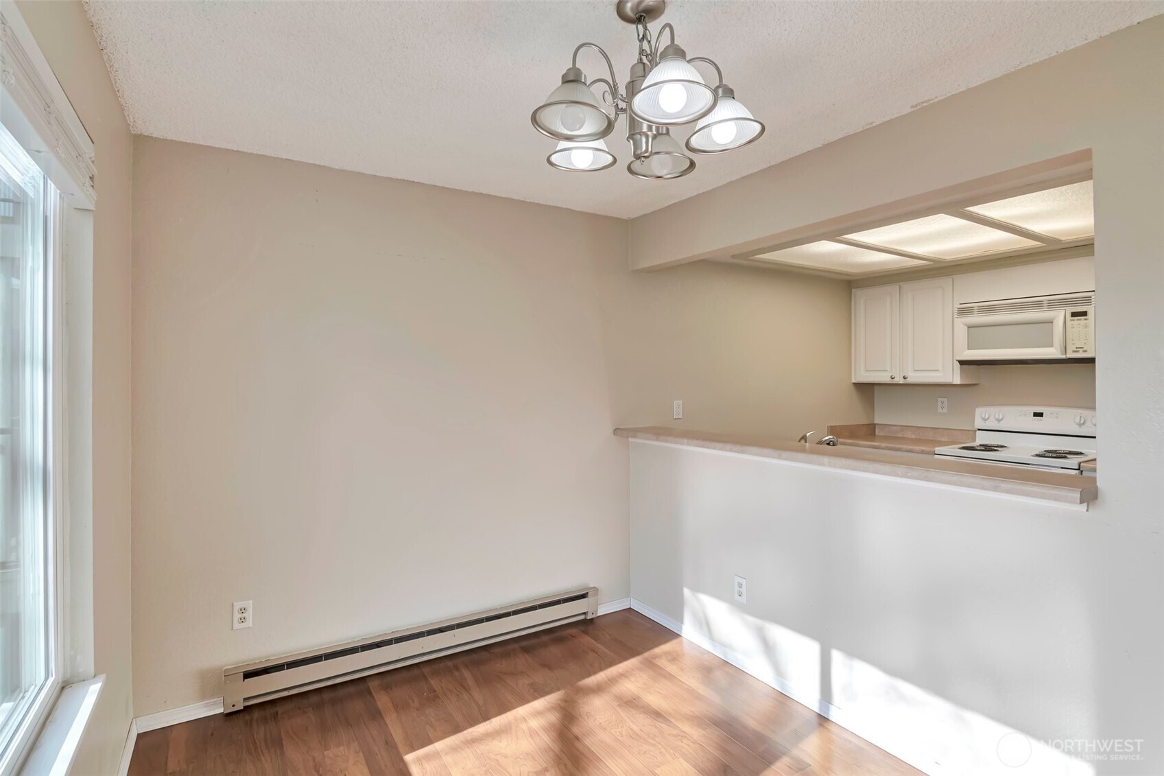 820 Cady Road, Unit B203 Everett, WA 98203 - Photo 7 of 25