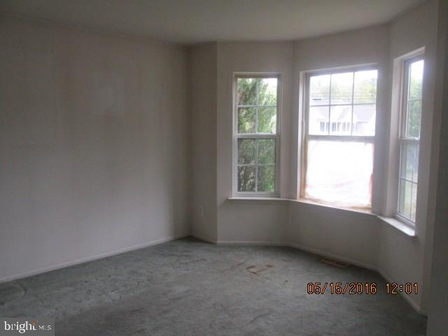 223 Stage Road Tuckerton, NJ 08087 - Photo 3 of 10 Gallery Image 3