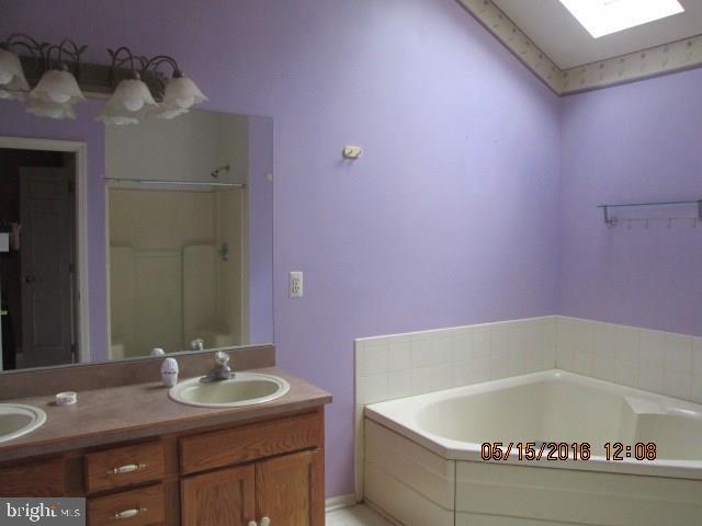 223 Stage Road Tuckerton, NJ 08087 - Photo 8 of 10 Gallery Image 8