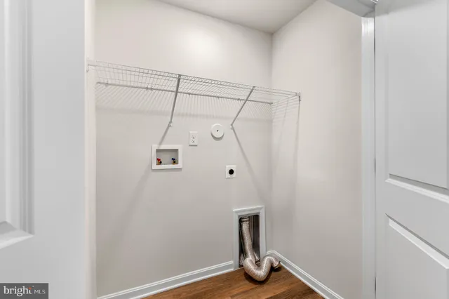 a picture of a brick house