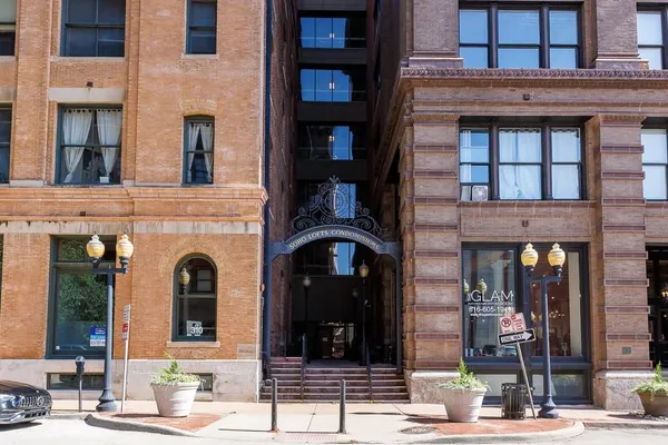 $155,000 | 308 West 8th Street, Unit 409, Kansas City, MO 64105