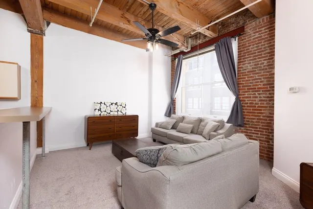 $160,000 | 308 West 8th Street, Unit 409, Kansas City, MO 64105