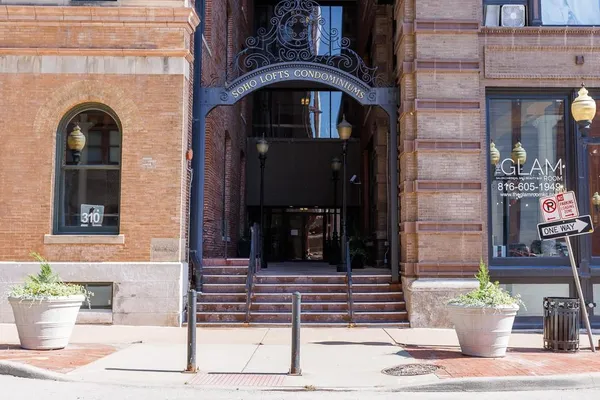 $155,000 | 308 West 8th Street, Unit 409, Kansas City, MO 64105