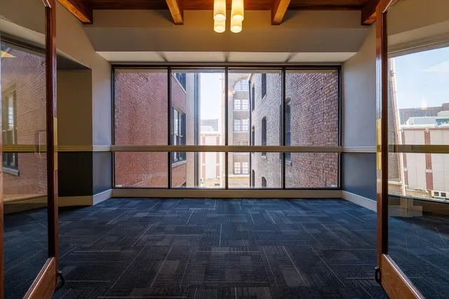 $160,000 | 308 West 8th Street, Unit 409, Kansas City, MO 64105