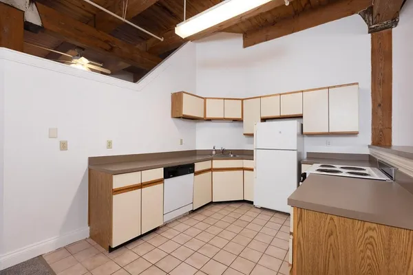 $155,000 | 308 West 8th Street, Unit 409, Kansas City, MO 64105