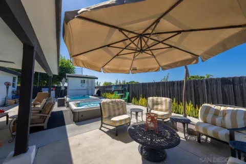 a view of a garage room