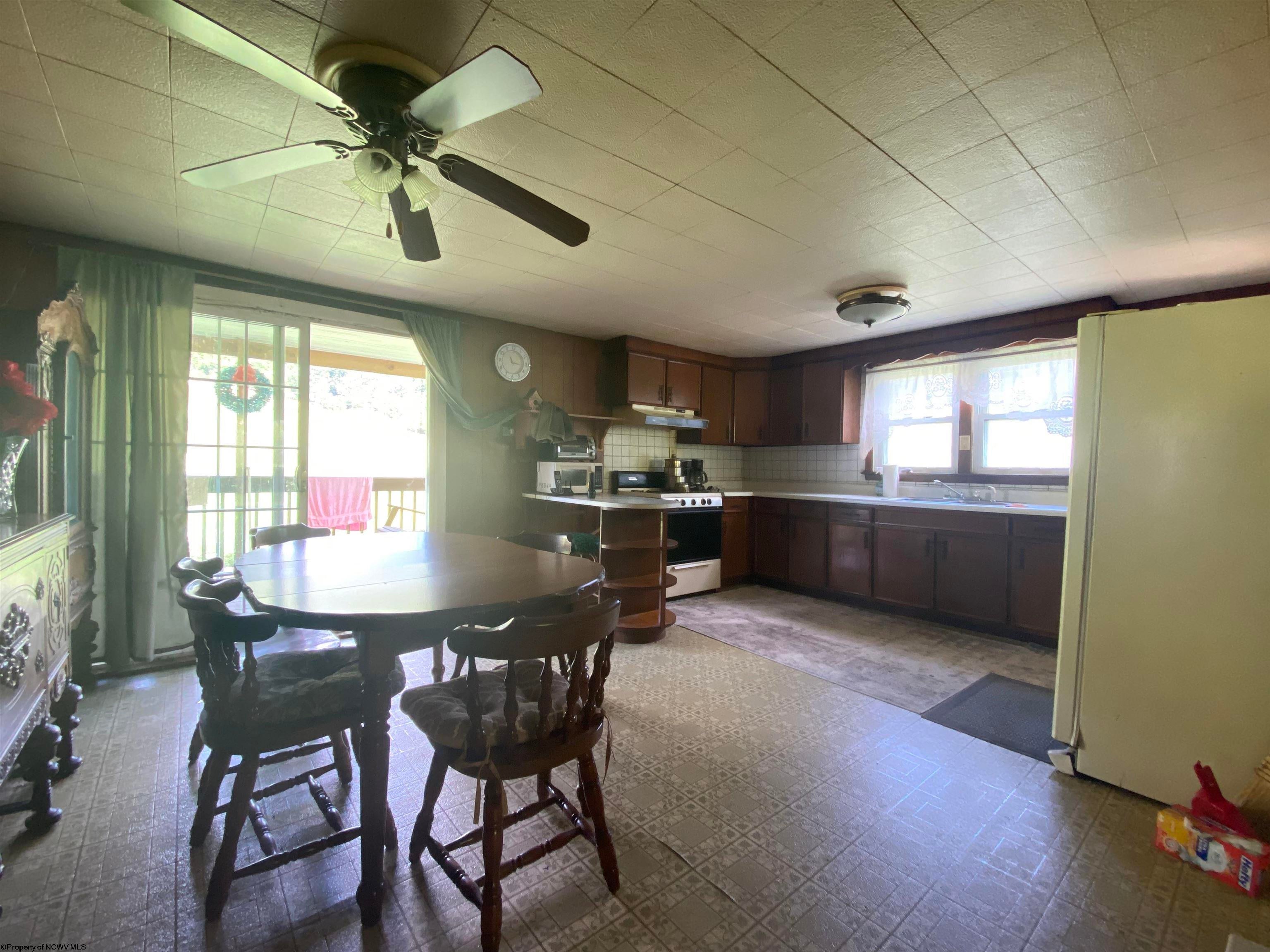 2962 Jakes Run Road Rivesville, WV 26588 - Photo 5 of 20 Gallery Image 5