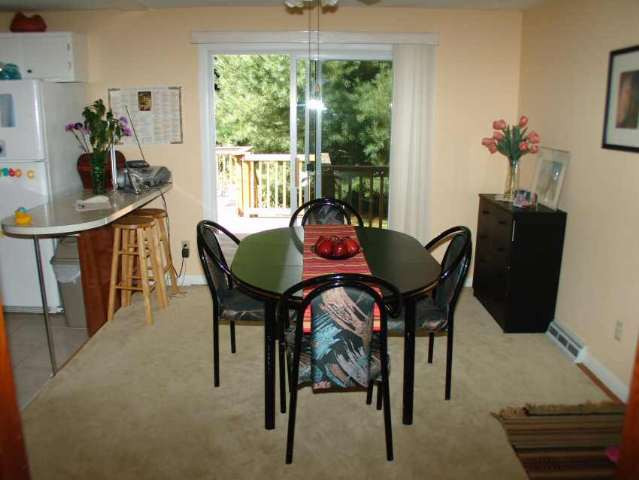 20 New Castle Road Clifton Park, NY 12065 - Photo 3 of 6 Photo 3
