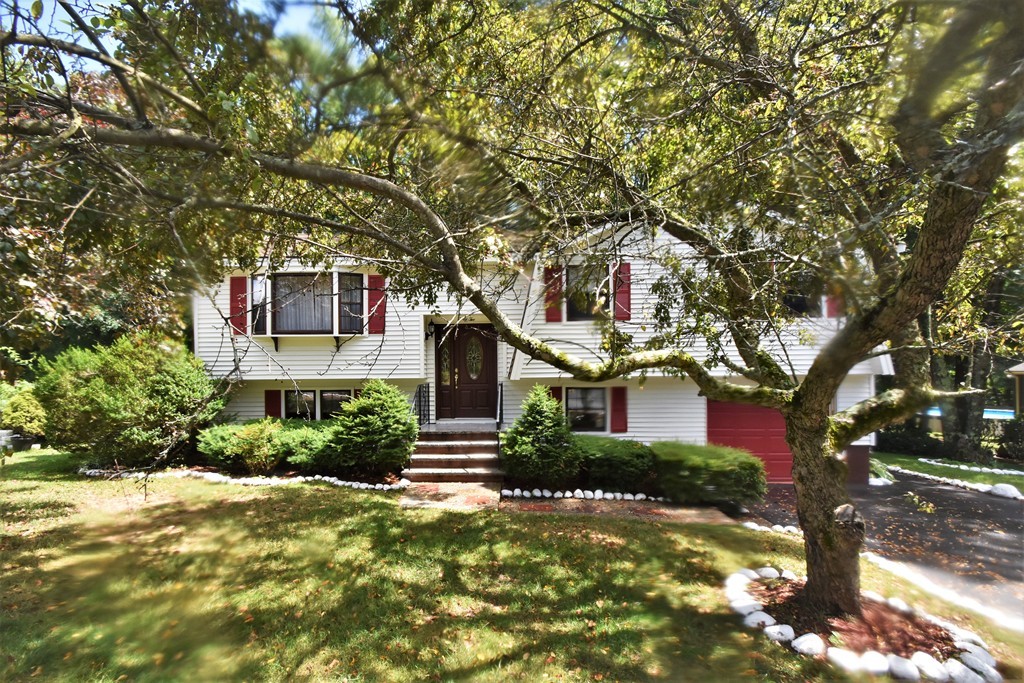 42 Chandler Road Burlington, MA 01803 - Photo 1 of 17 Gallery Image 1