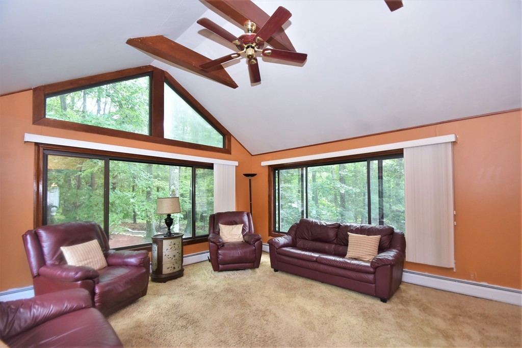 42 Chandler Road Burlington, MA 01803 - Photo 8 of 17 Gallery Image 8
