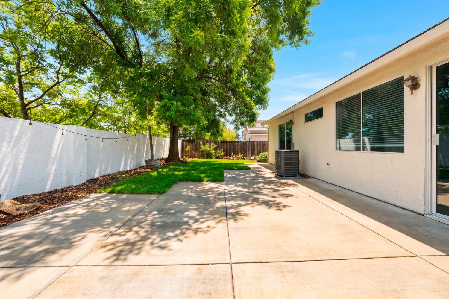 1074 Rathbone Circle Folsom, CA 95630 - Photo 28 of 32