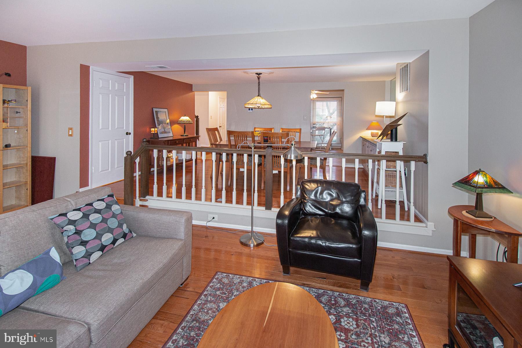 5619 Ridge View Drive Alexandria, VA 22310 - Photo 13 of 36 Spacious LR with high ceiling, neutral paint