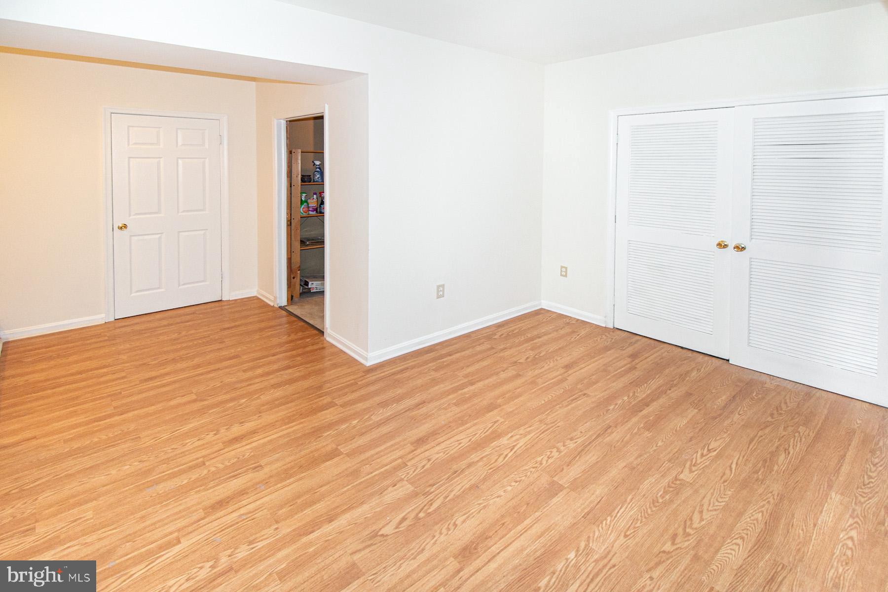 5619 Ridge View Drive Alexandria, VA 22310 - Photo 30 of 36 Bonus Area is great office or playroom space