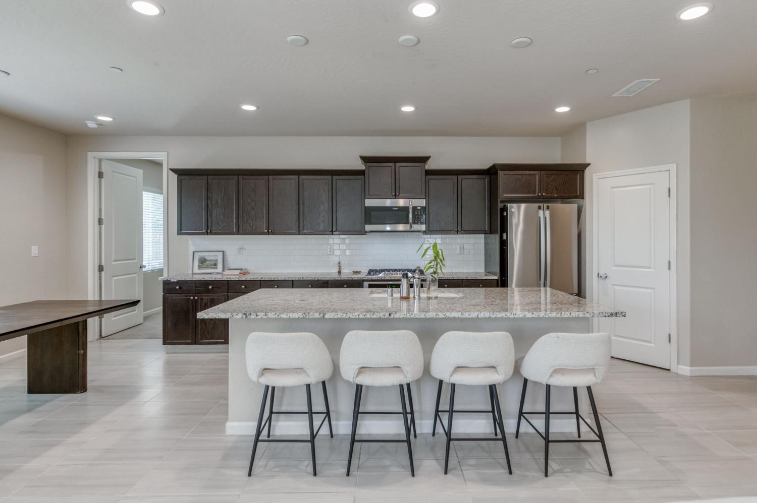 4658 Orchard Hills Road Madera, CA 93636 - Photo 9 of 35 Gallery Image 9